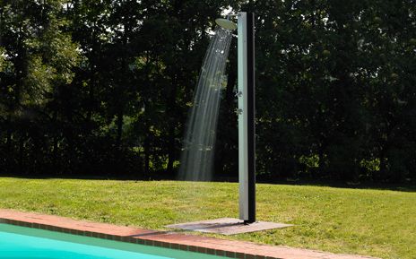 Ducha solar para piscinas
