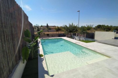Piscinas Desjoyaux Alicante image 1